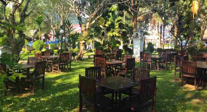 Phousi Hotel